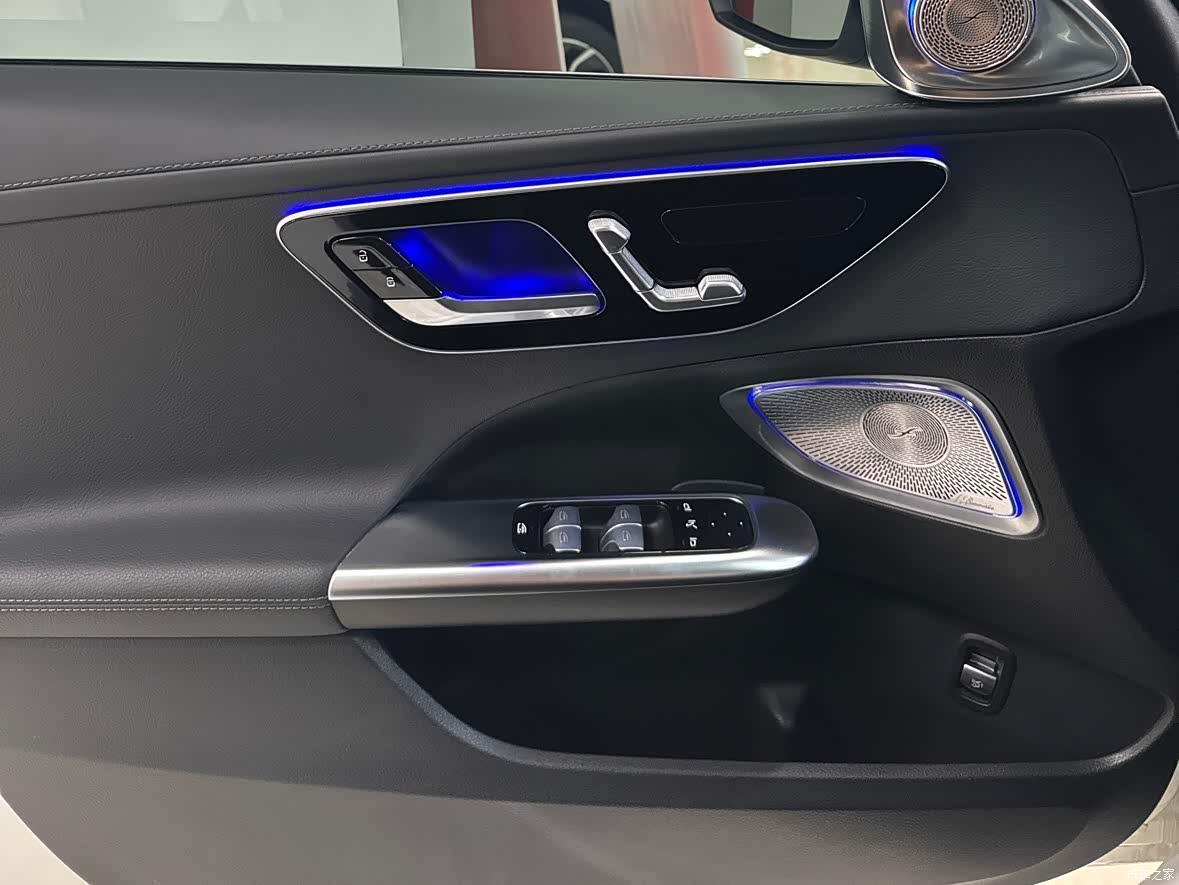 Mercedes-Benz C-Class, 2022 18