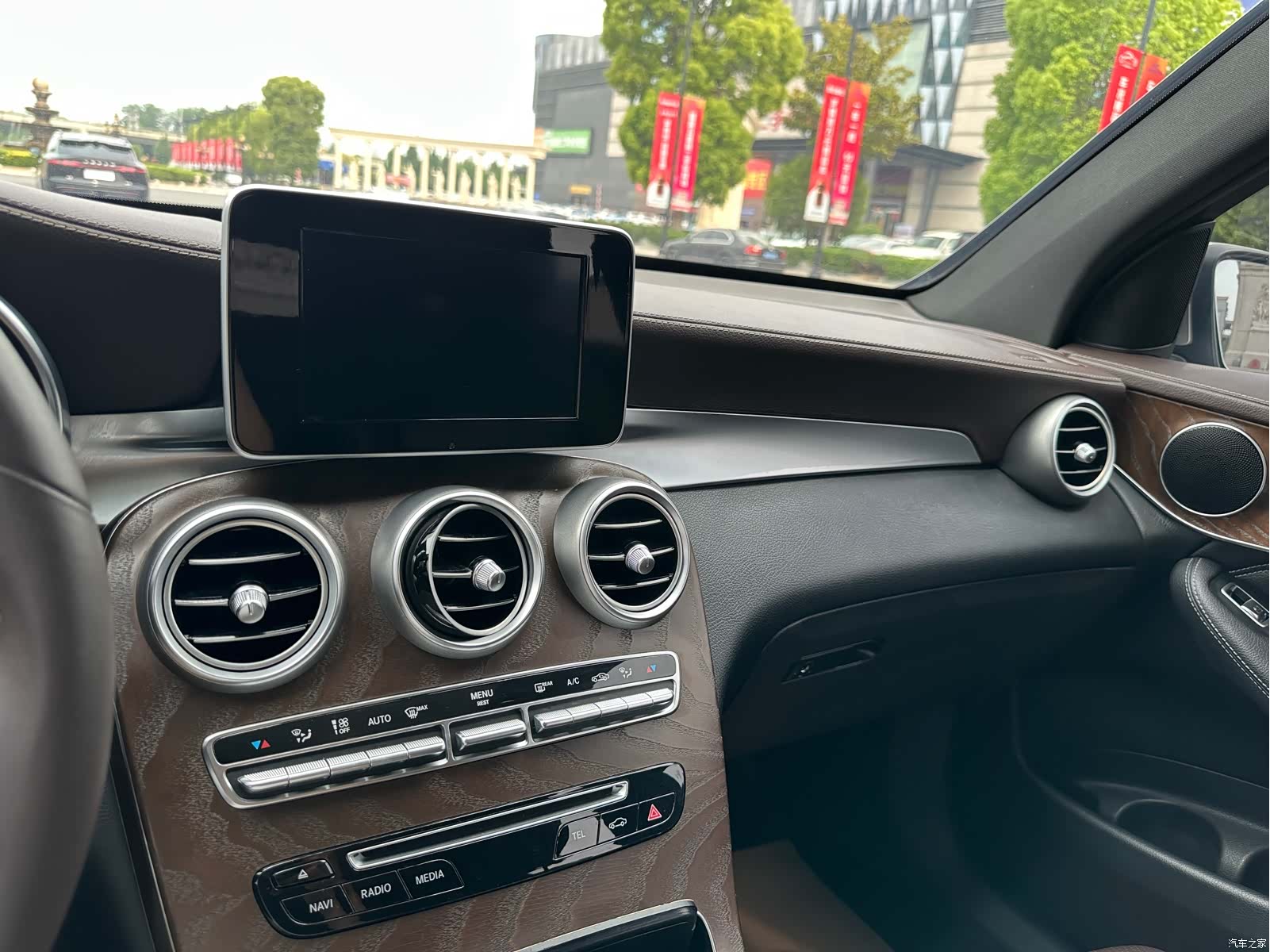 Mercedes-Benz GLC, 2019 10