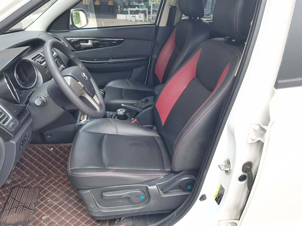 BAIC S2, 2016 15