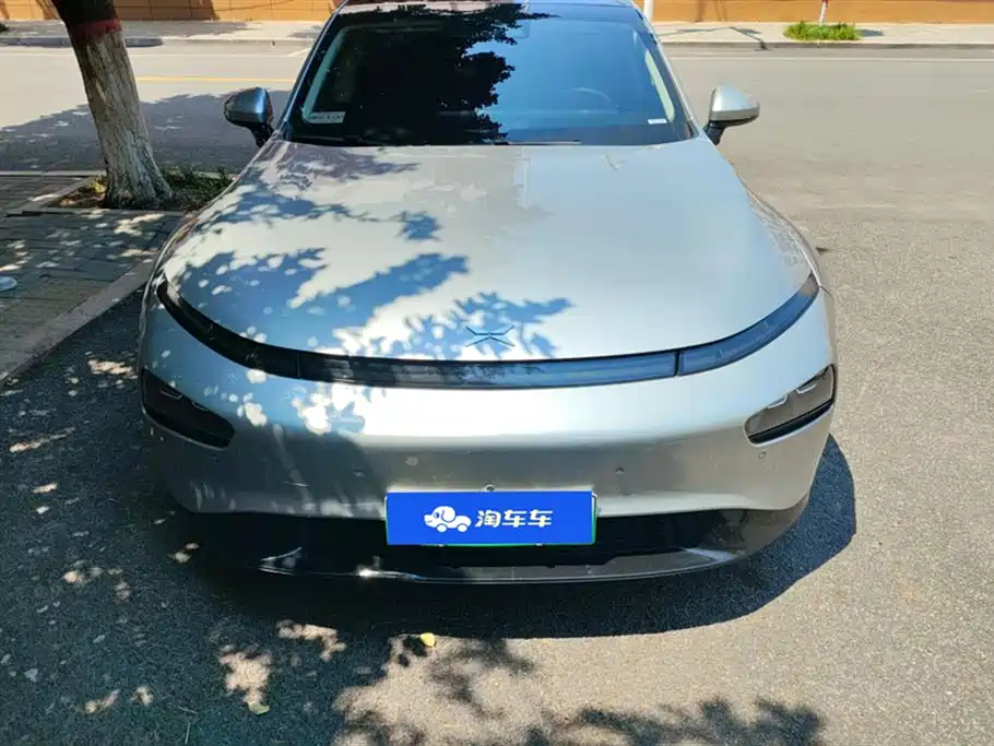 XPENG P7