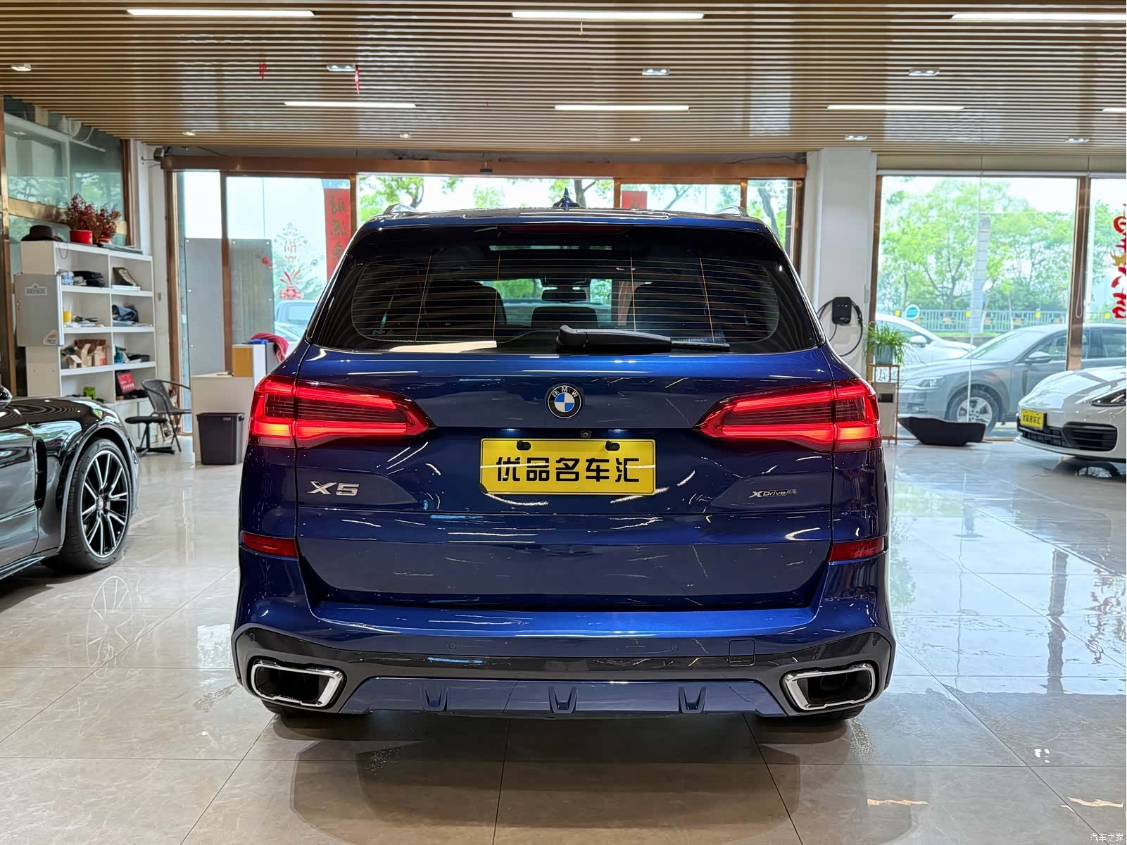 BMW X5, 2019 все фото