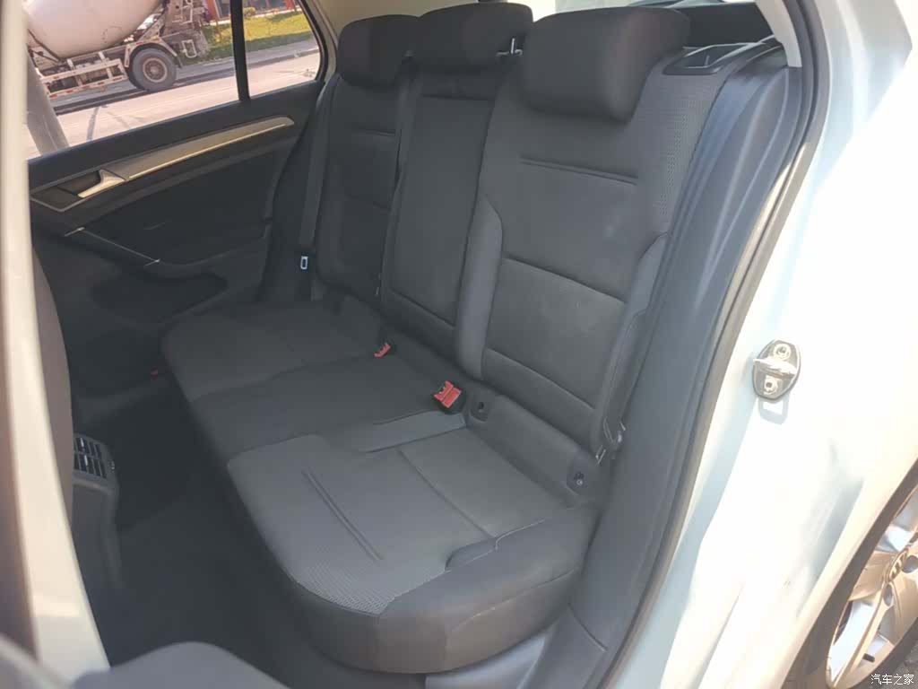 Volkswagen Golf, 2017 17