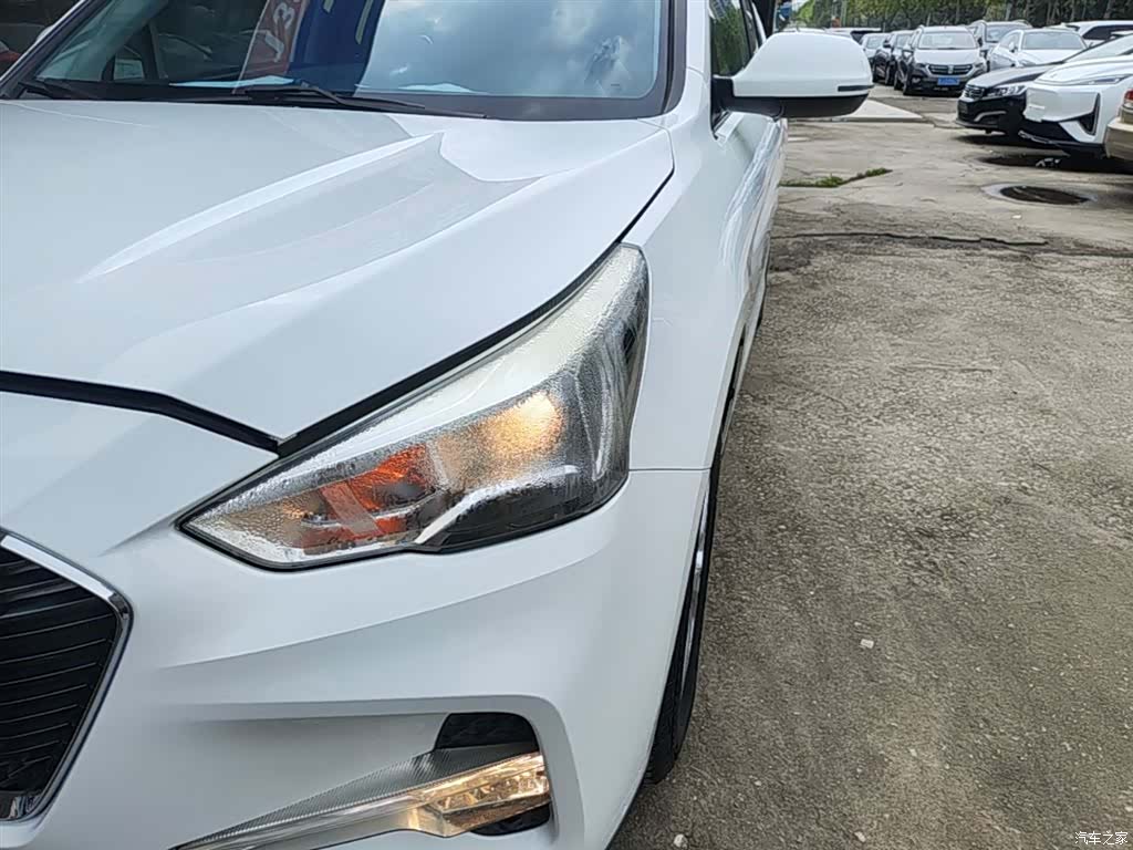 Haval M6, 2017 24
