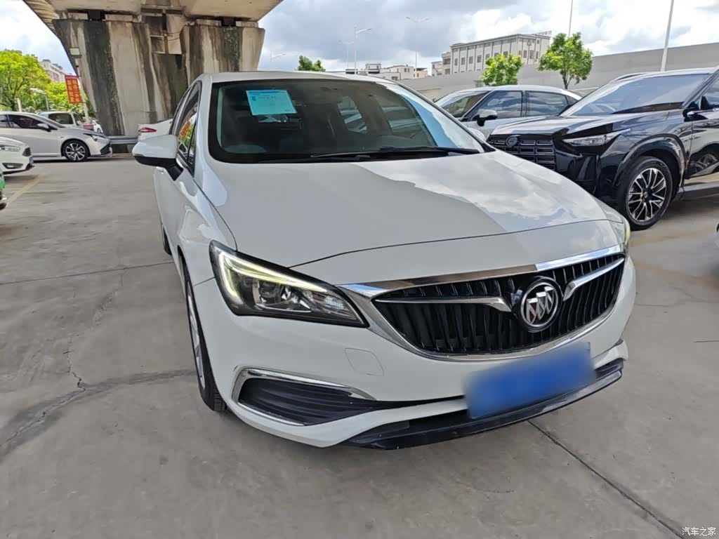 Buick Verano, 2018 4