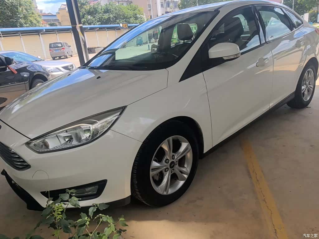 Ford Focus, 2015 1