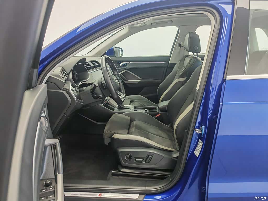 Audi Q3, 2020 10