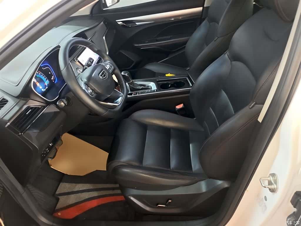 Geely Binray, 2019 15