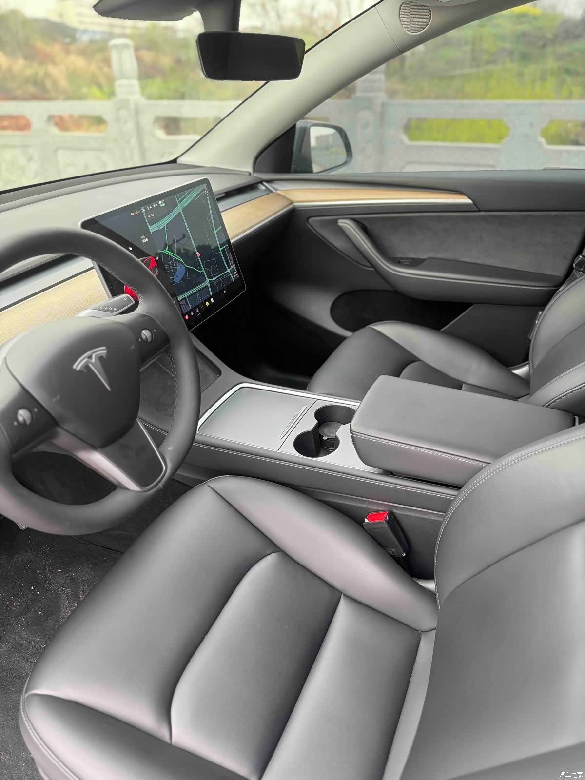 Tesla Model Y, 2021 10