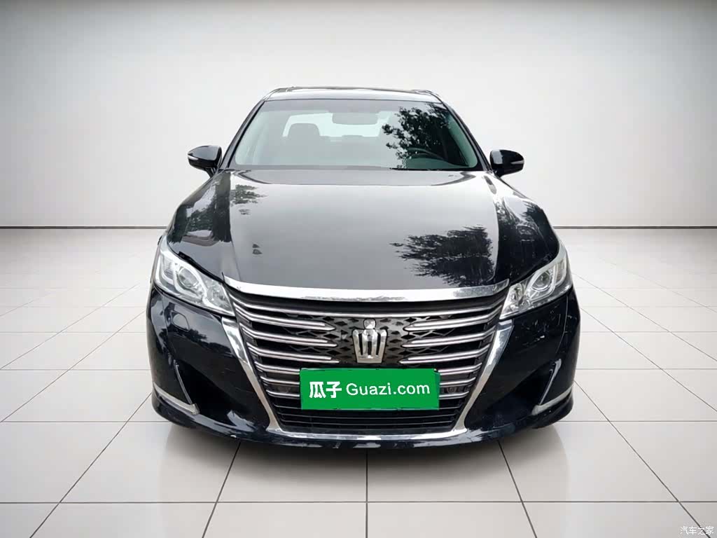 Toyota Crown, 2016 2