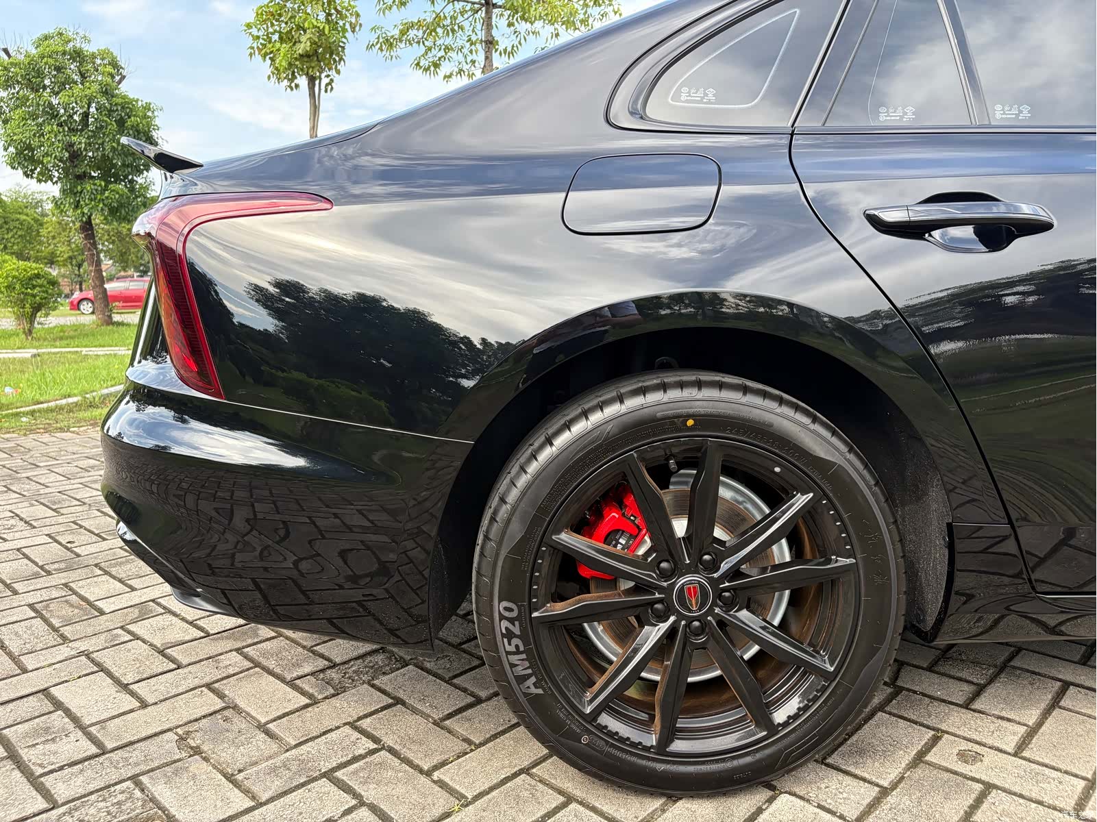Hongqi H5, 2025 30