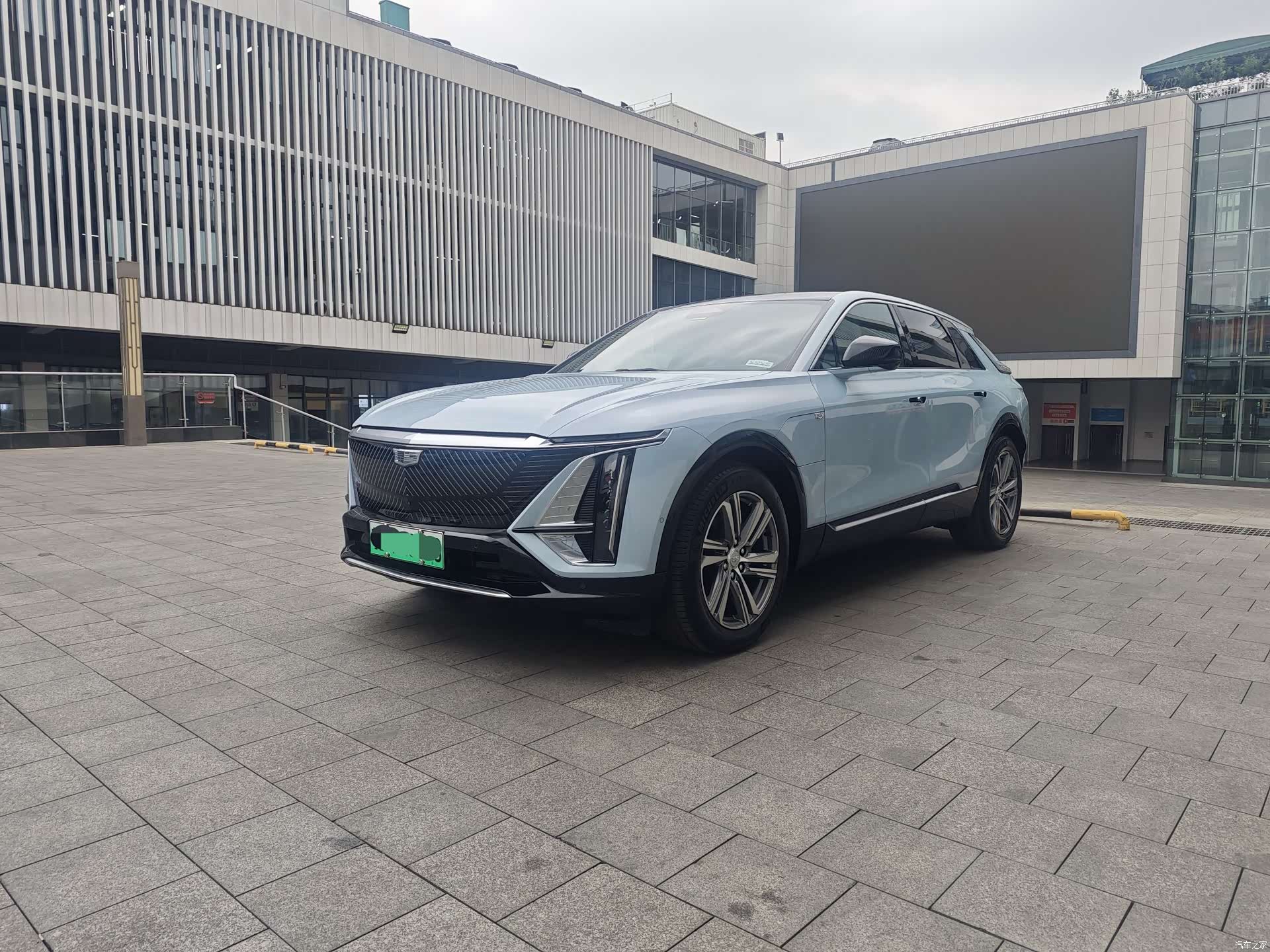 Cadillac IQ