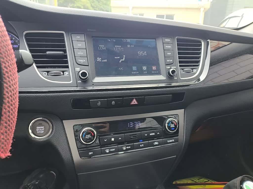Hyundai GLS, 2016 9