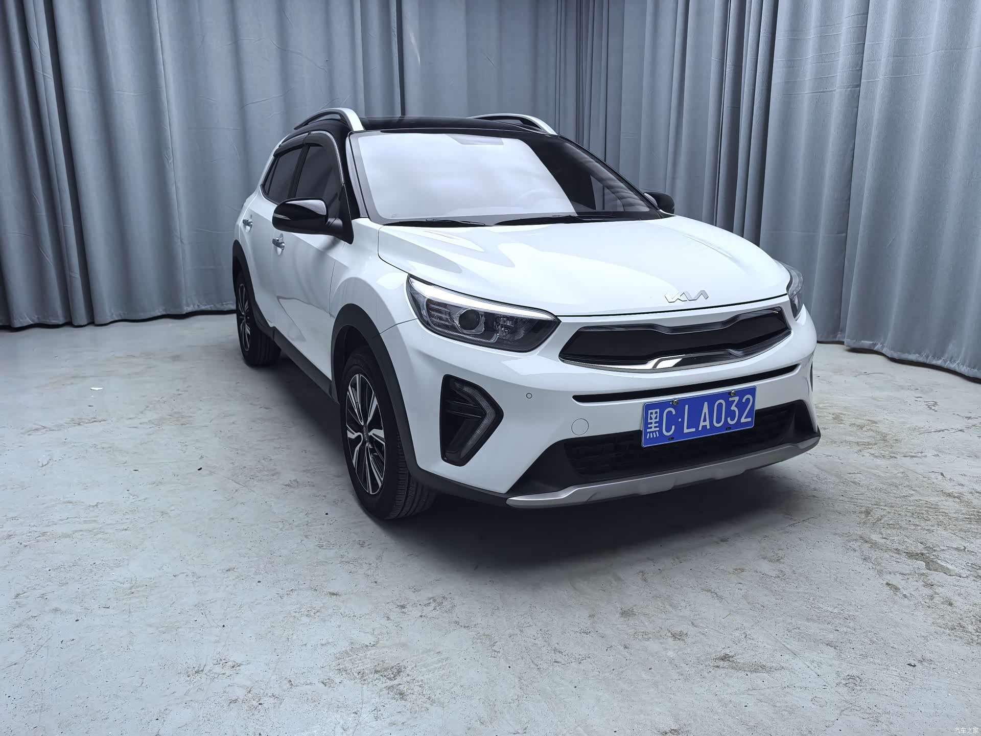 Kia KX1, 2022 3