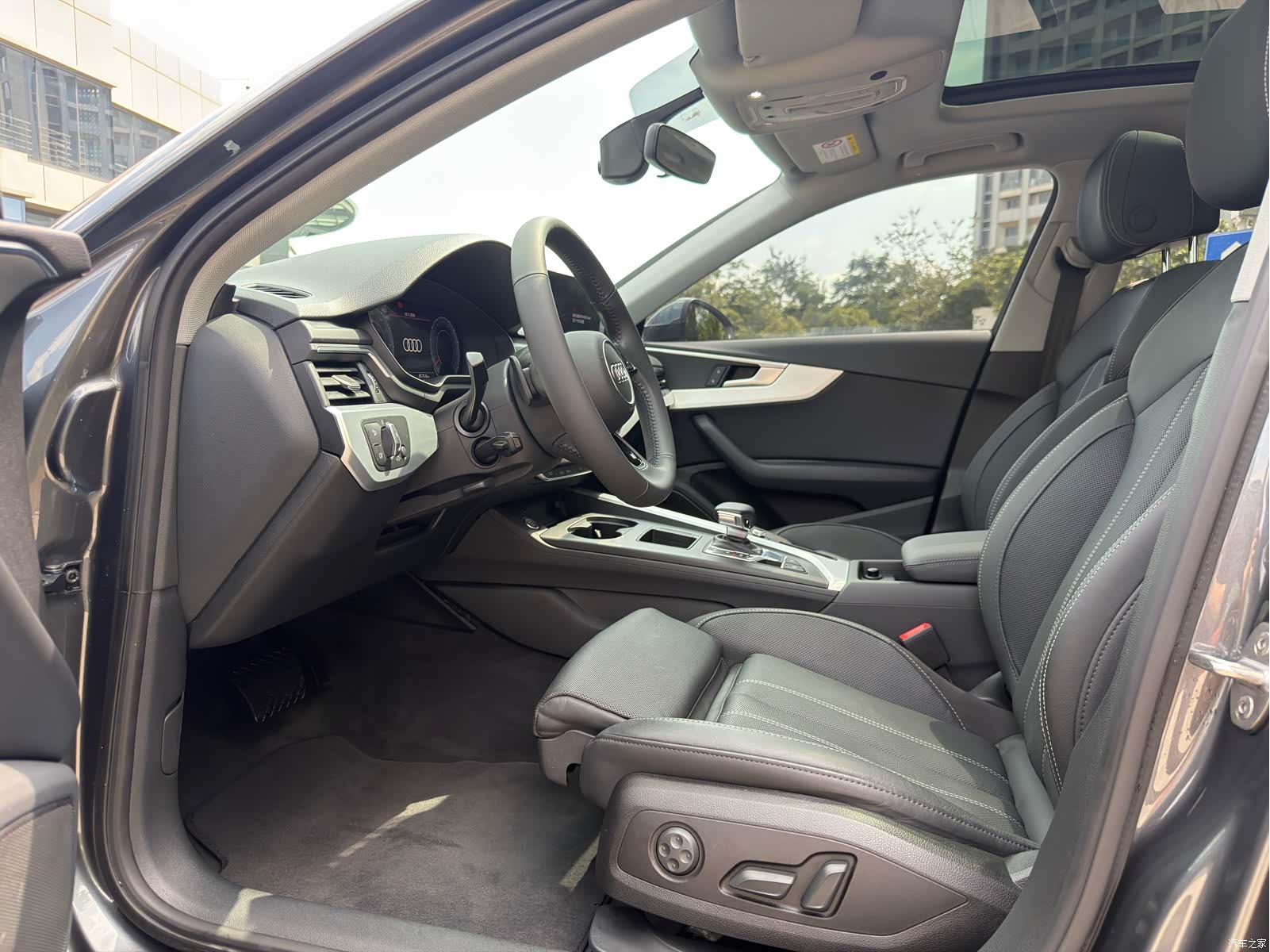 Audi A4L, 2020 4