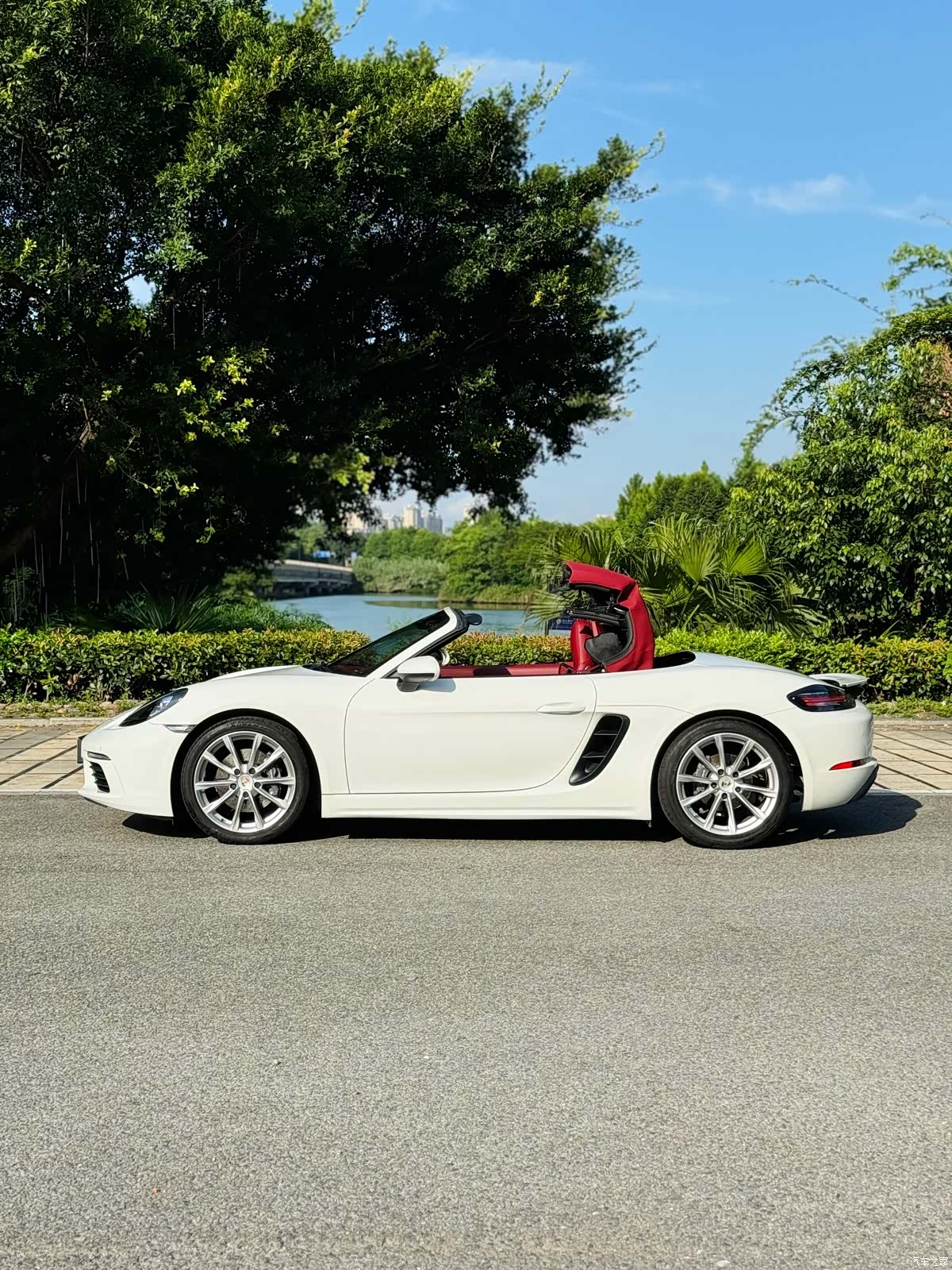 Porsche Boxster, 2020 12