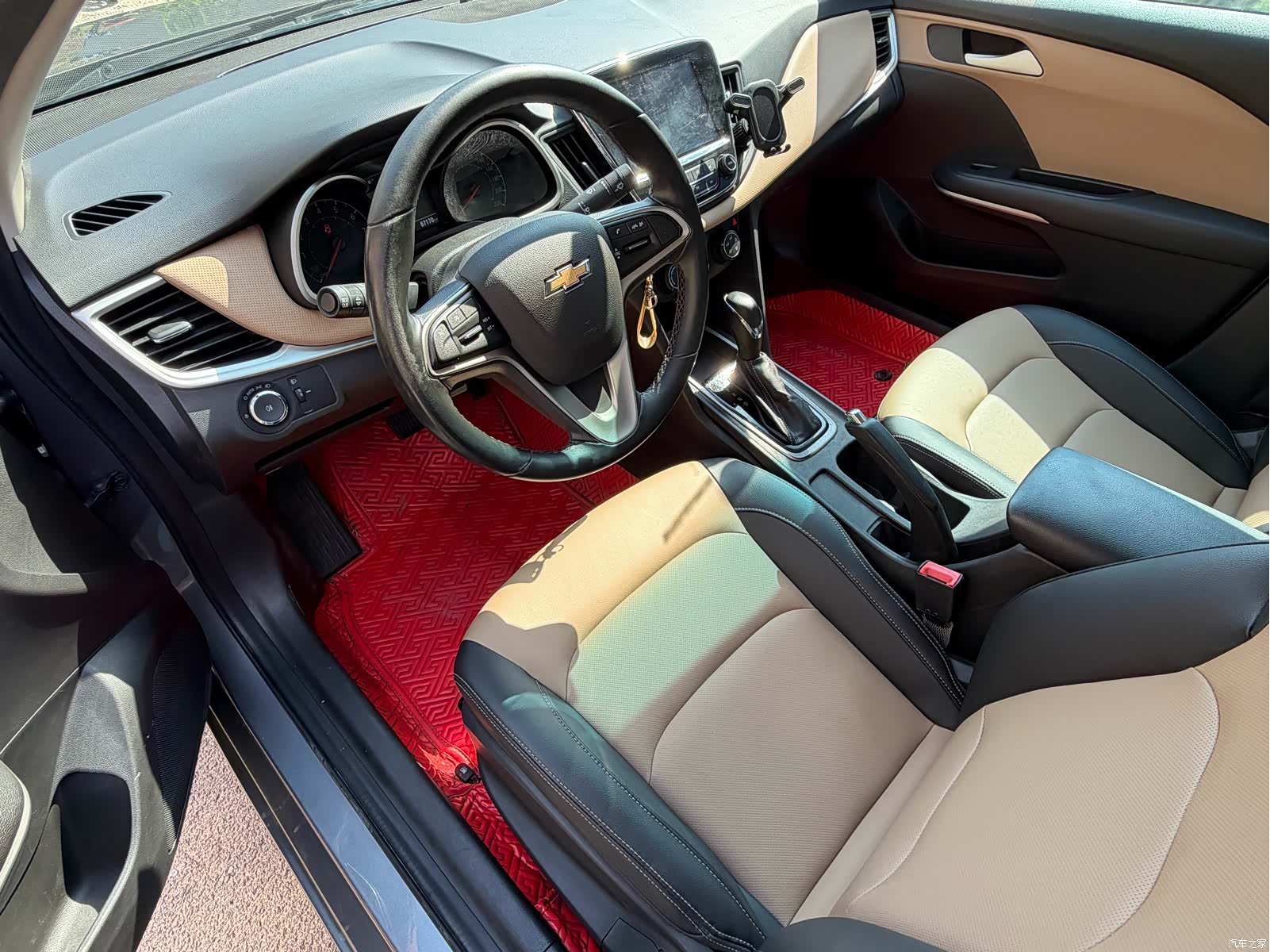Chevrolet 320, 2020 7
