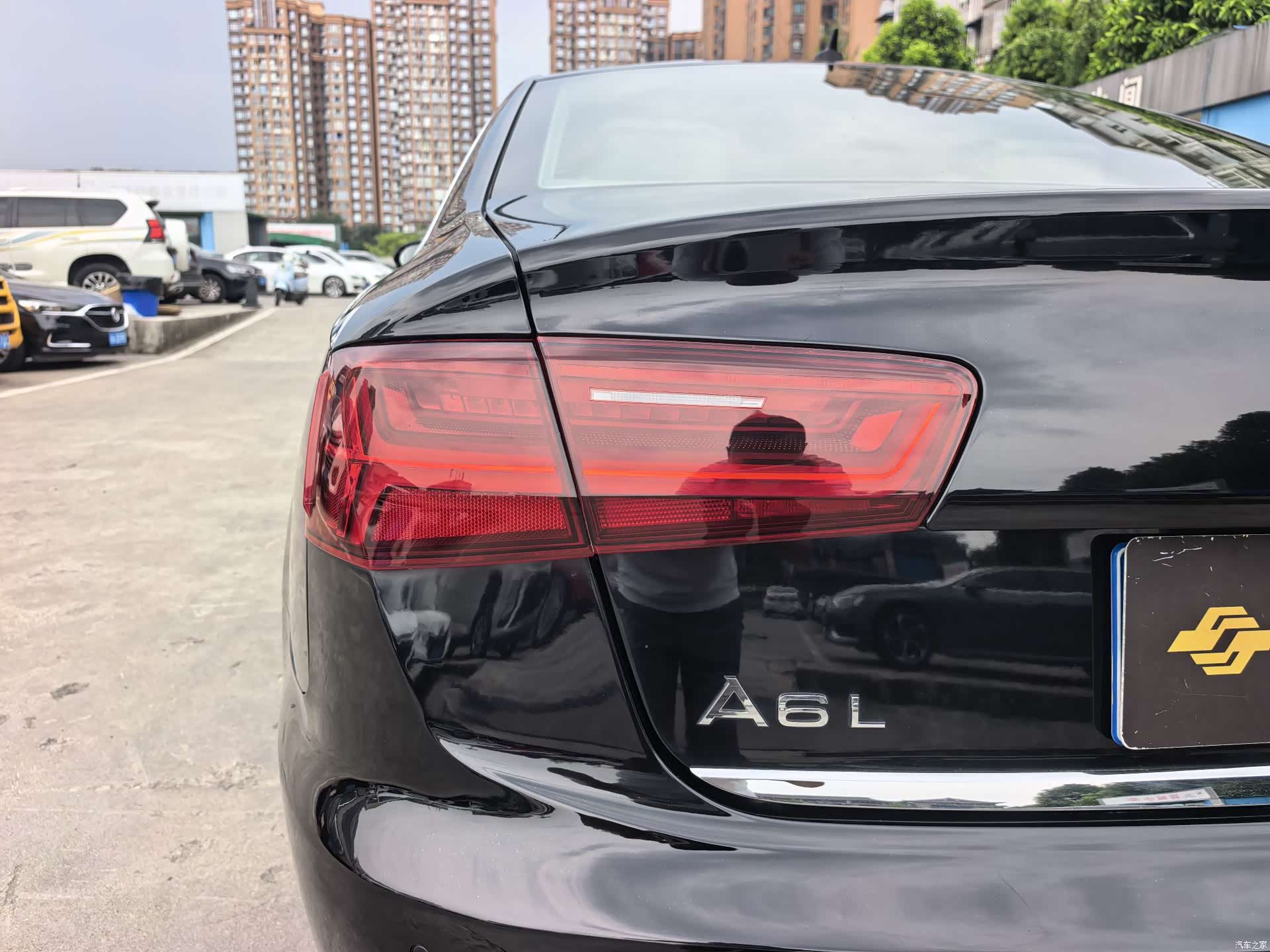 Audi A6L, 2012 8