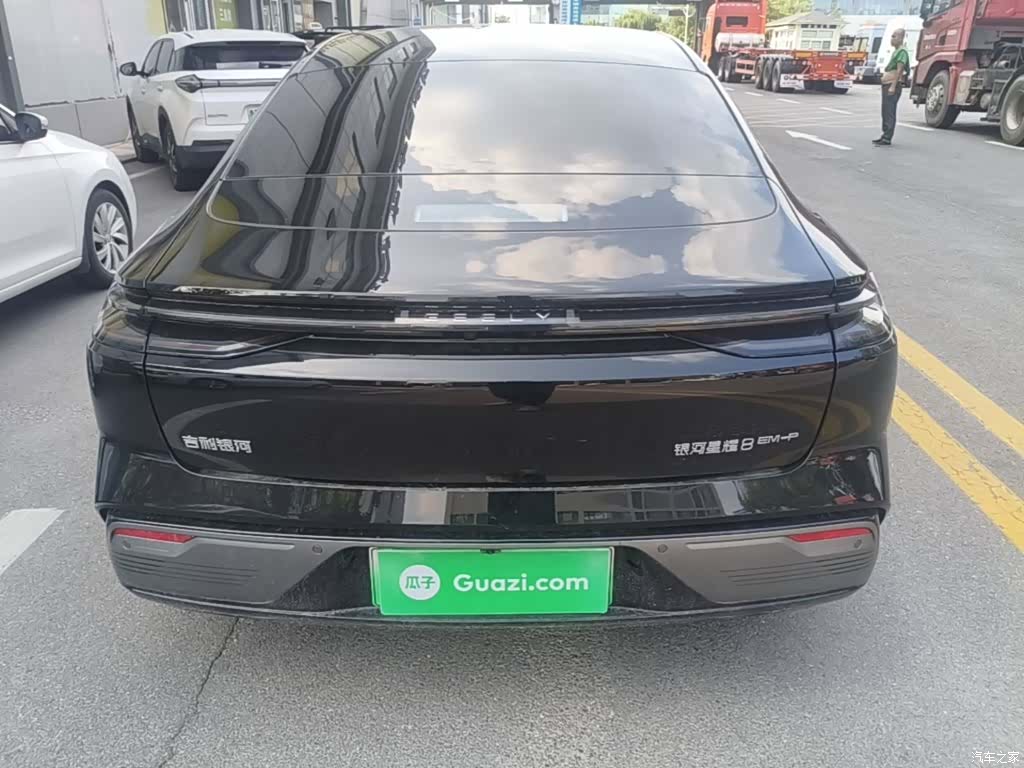 Geely 8, 2025 6