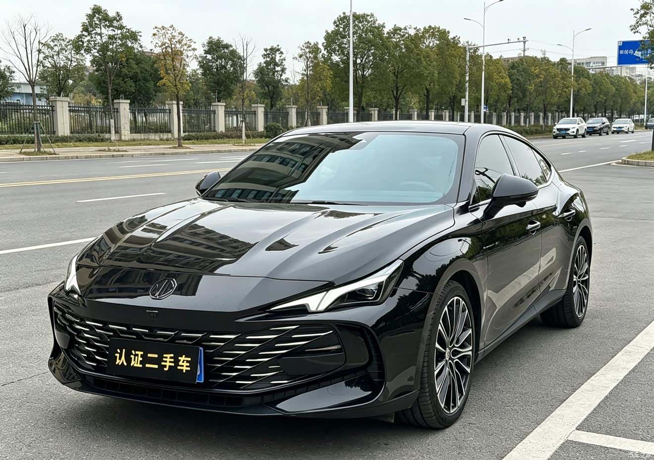 MG MG7