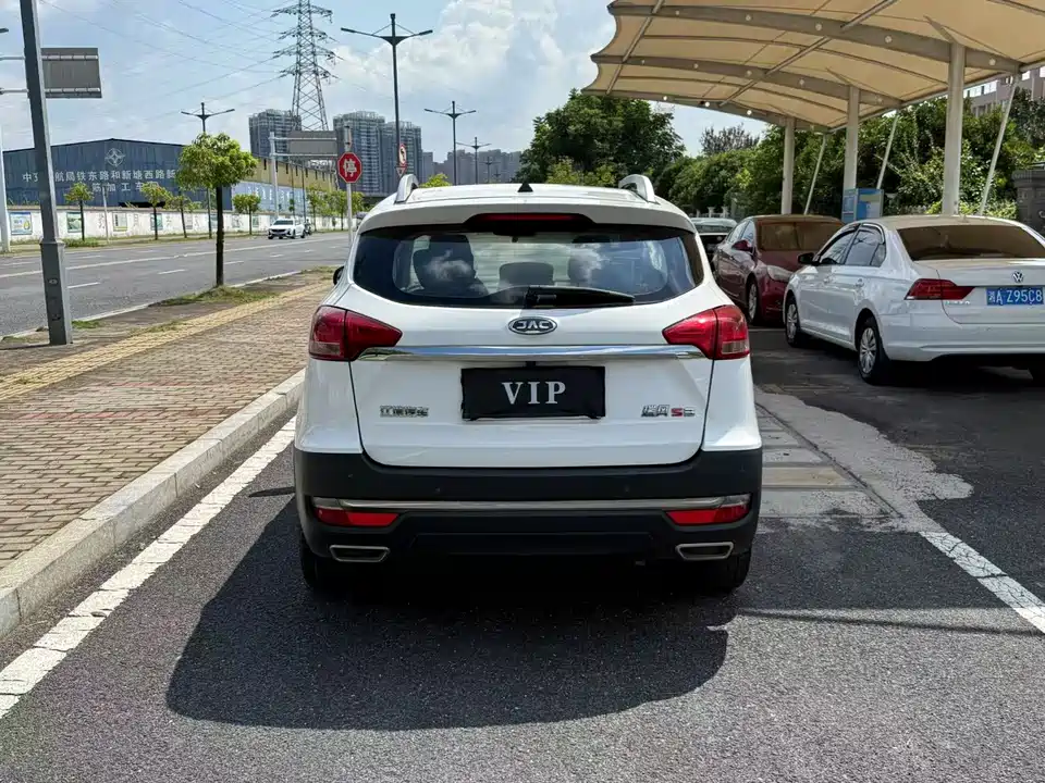 JAC Ruifeng S3