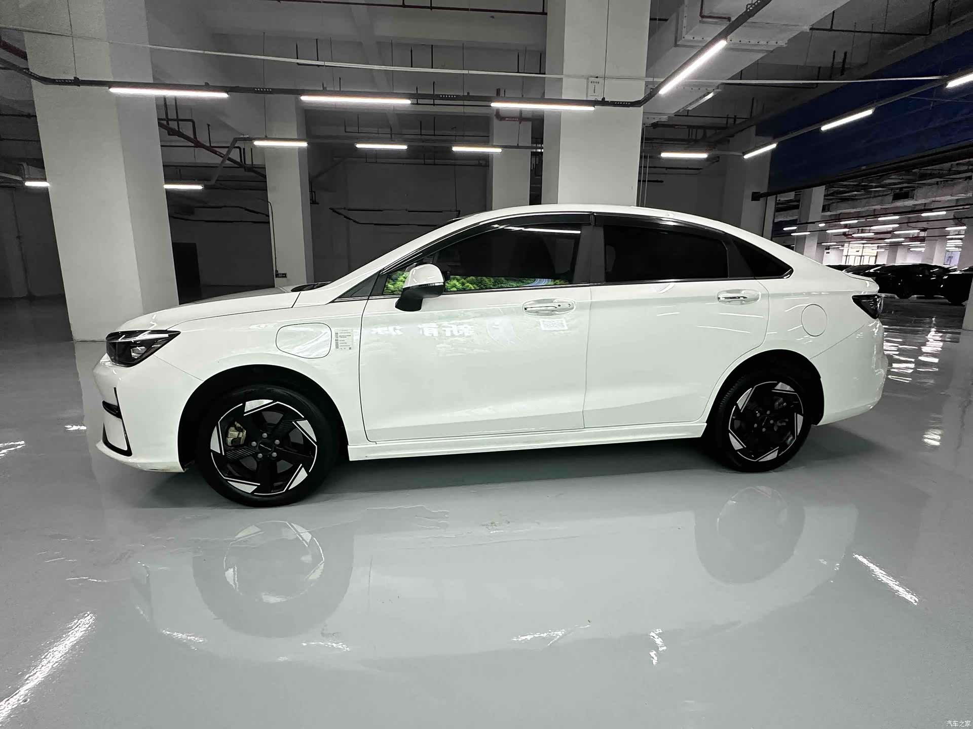 BAIC EU5, 2024 все фото