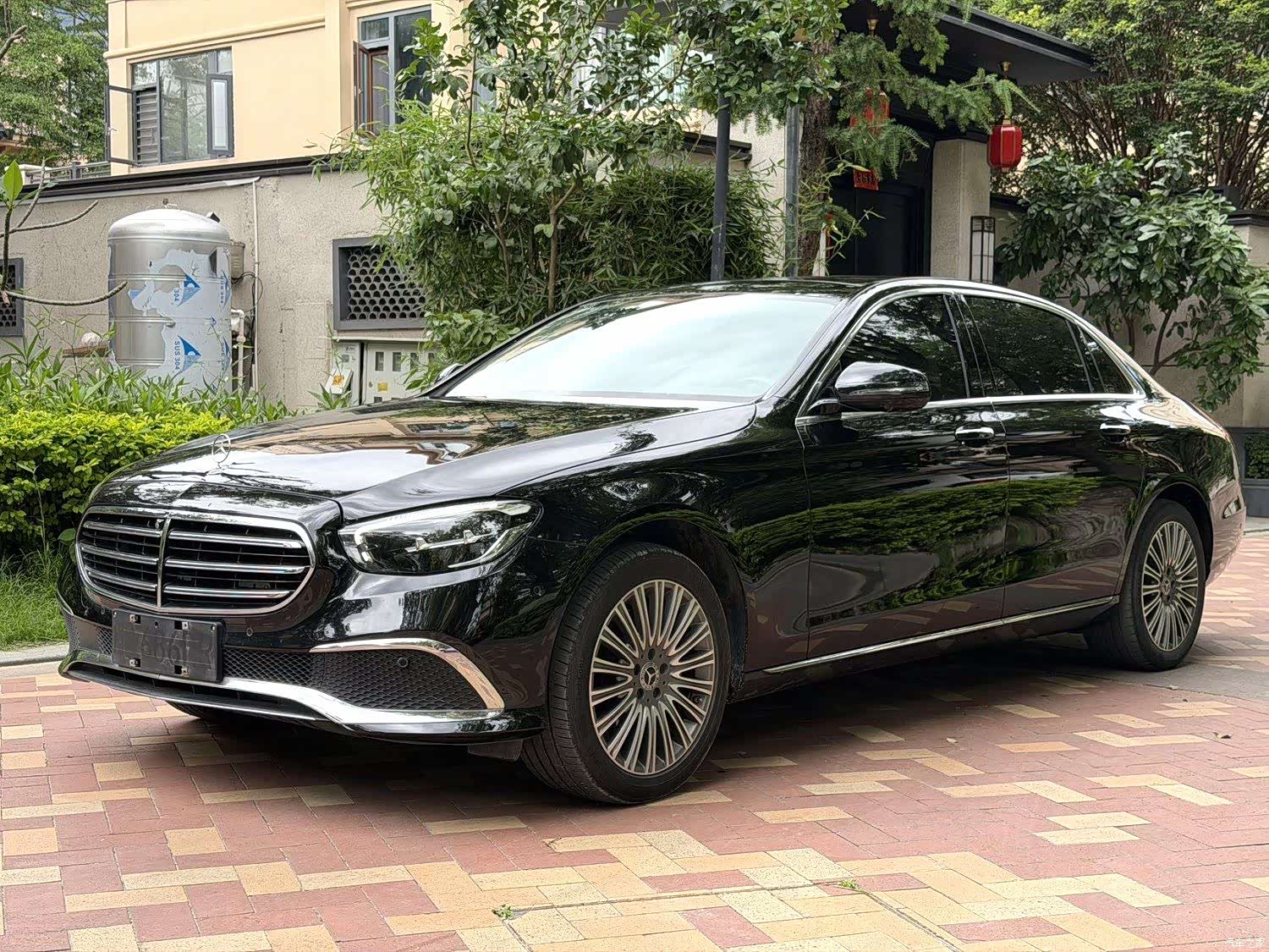 Mercedes-Benz E-Class, 2021 1