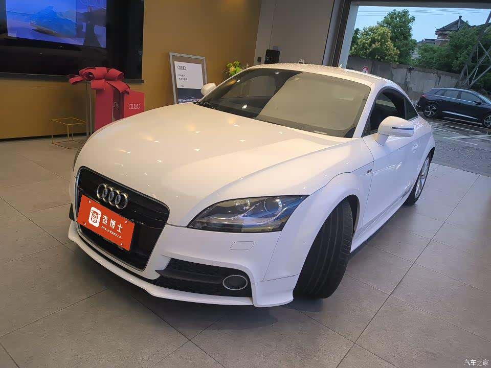 Audi TT, 2014 1