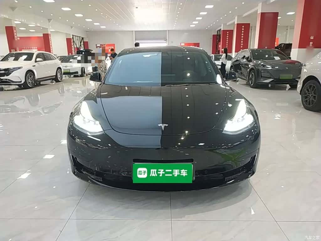 Tesla Model 3, 2022 3