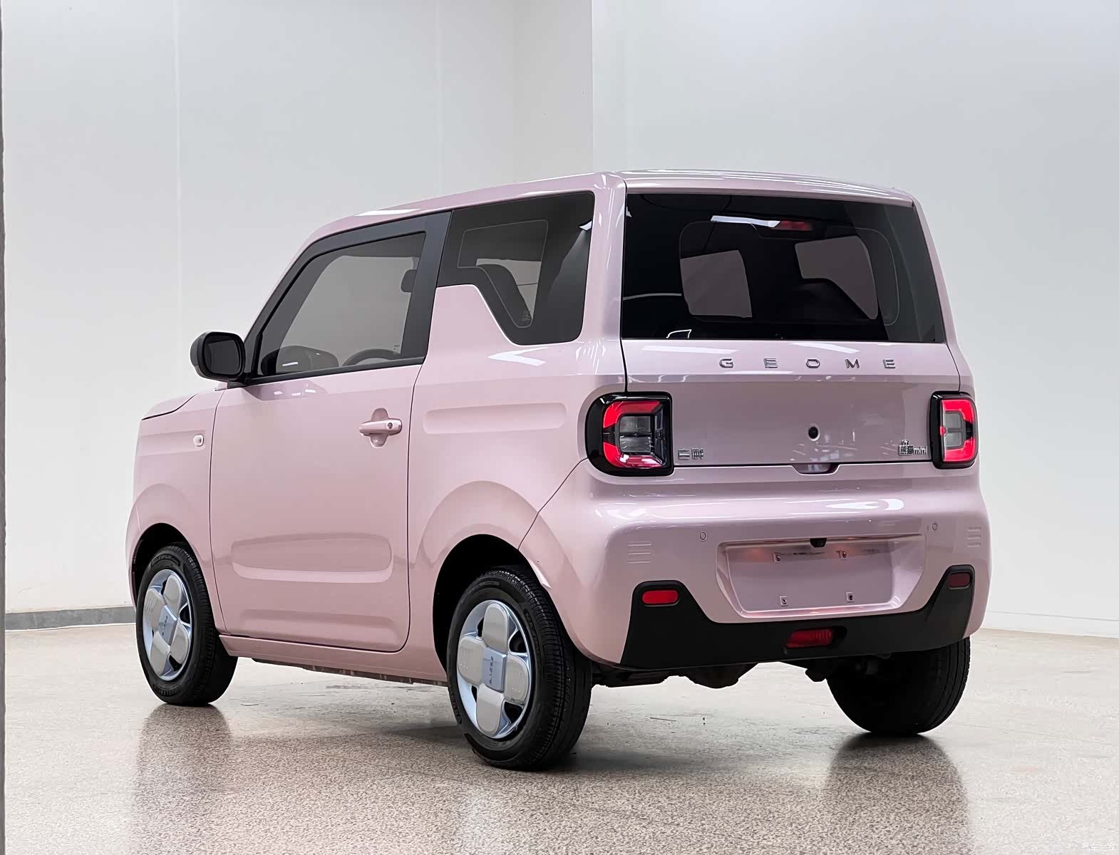 Geely Panda, 2024 все фото
