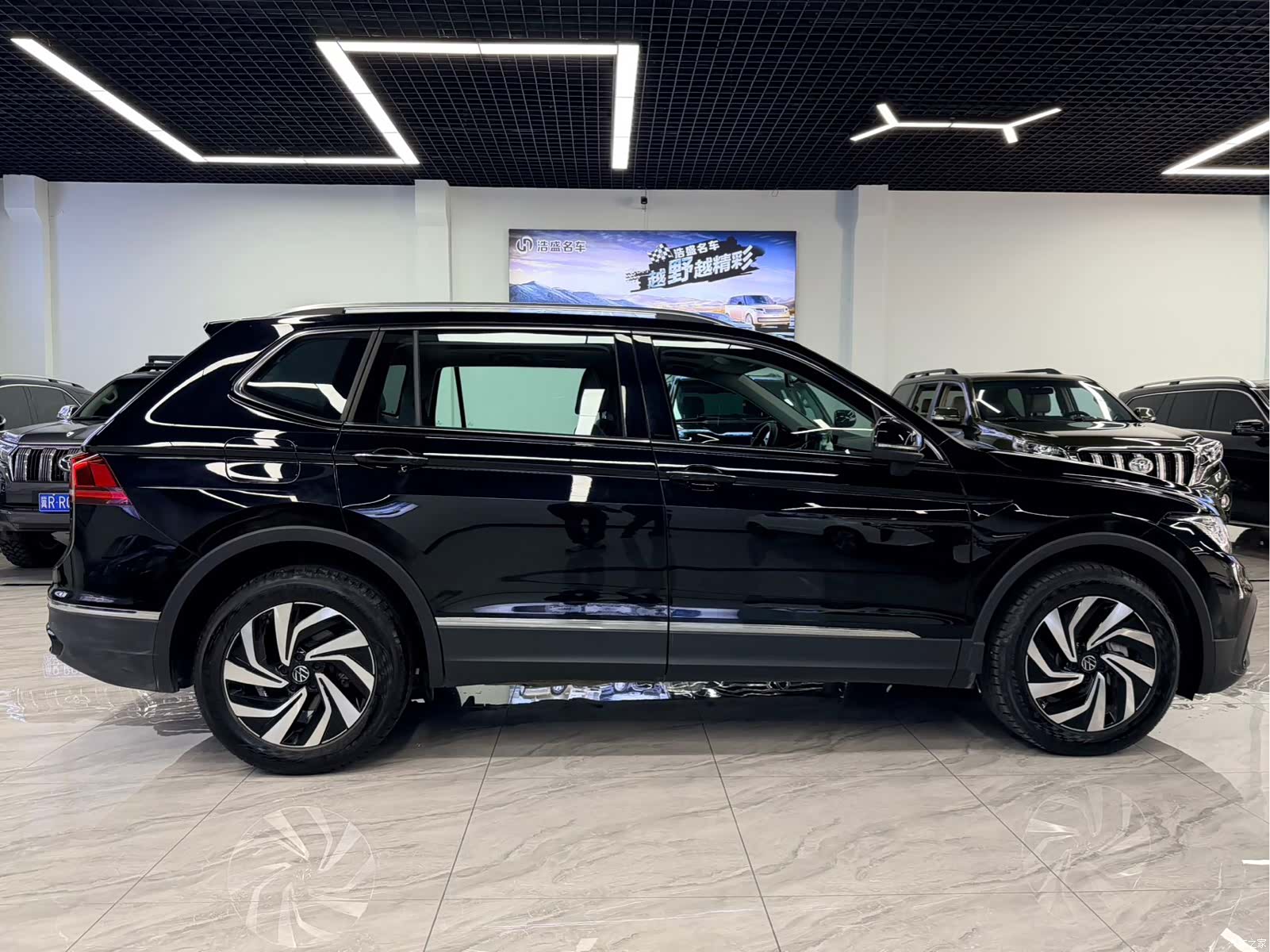 Volkswagen Tiguan L, 2024 4
