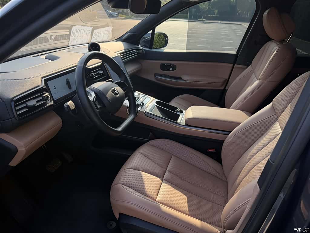 NIO ES8, 2021 9