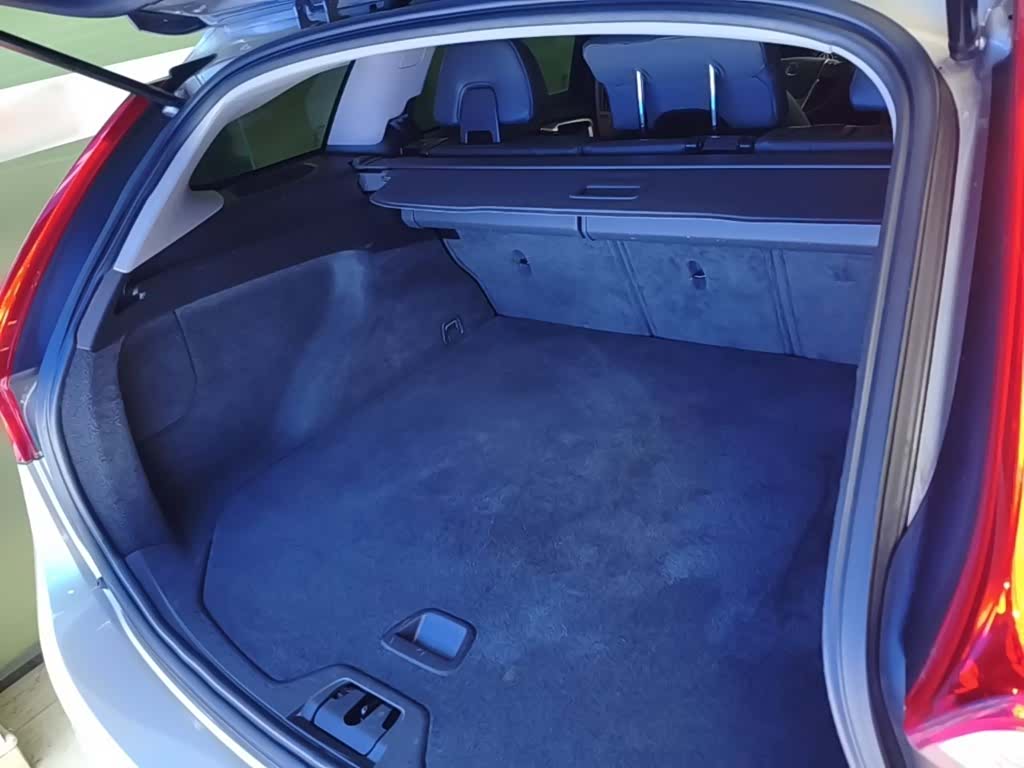 Volvo V60, 2015 19