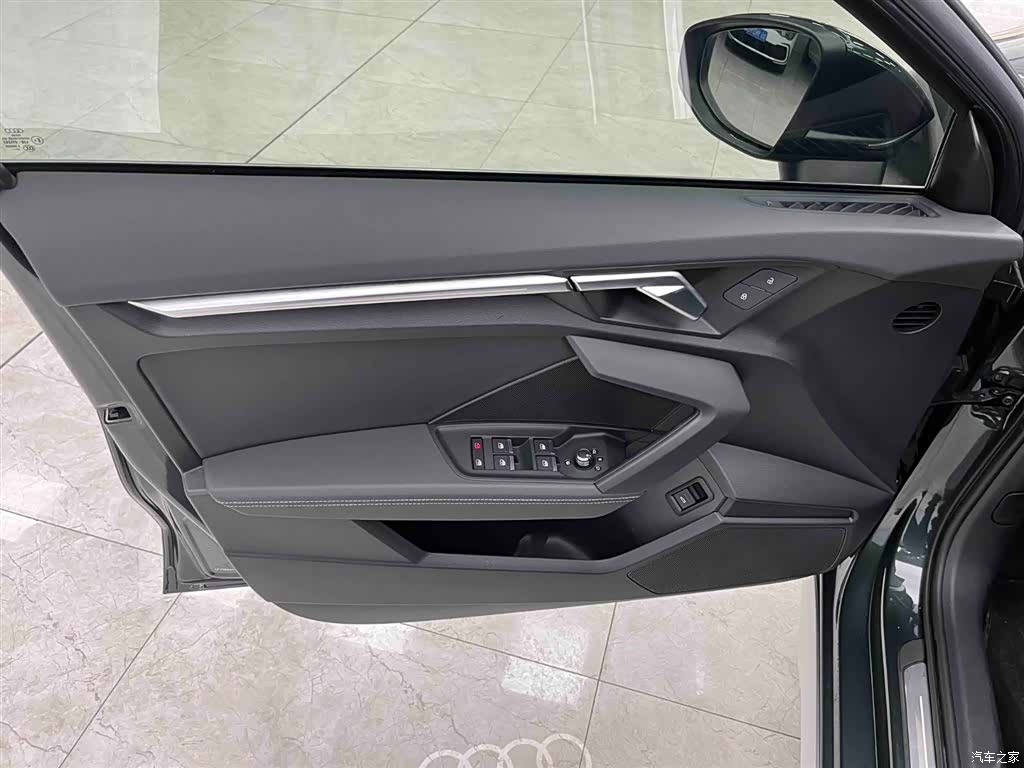 Audi A3, 2023 10