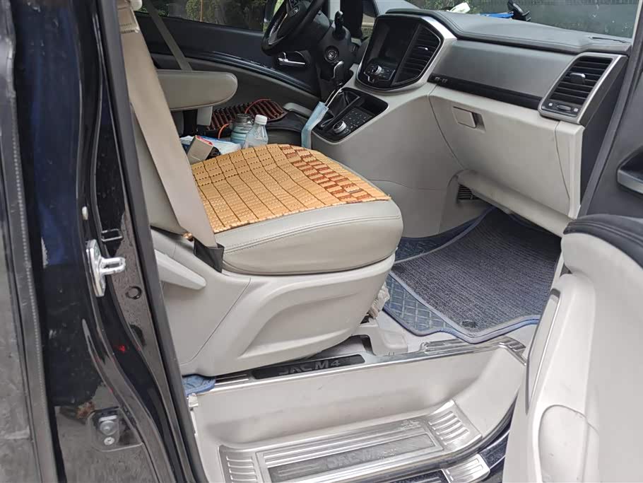 JAC Refine Ruifeng M4