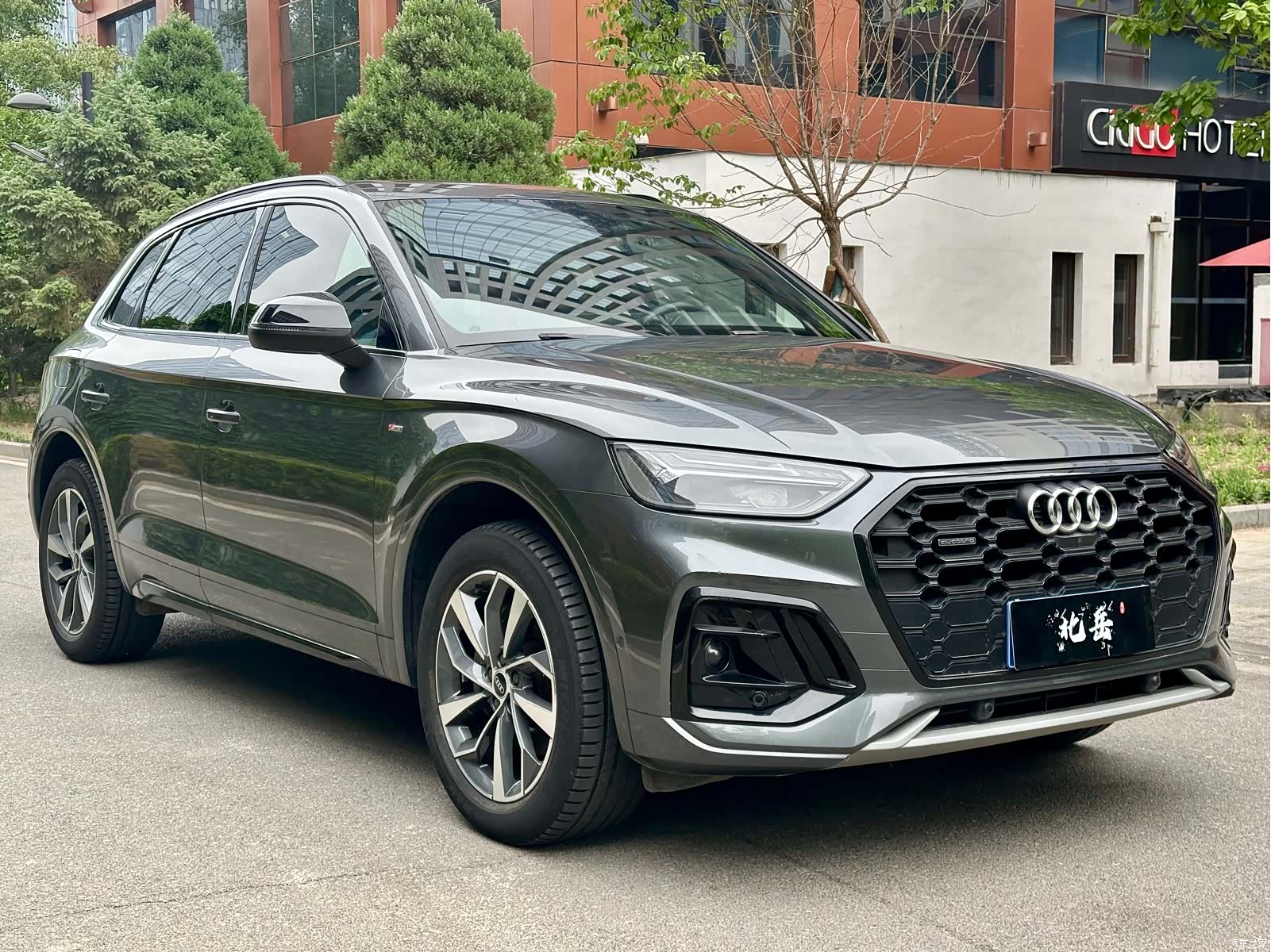 Audi Q5L, 2022 2