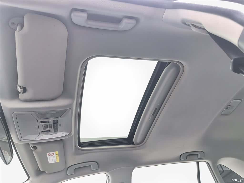 Toyota Wildlander, 2021 14
