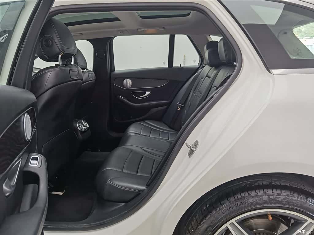 Mercedes-Benz C-Class, 2016 15