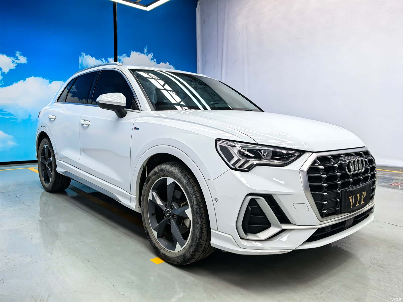 Audi Q3, 2022 1