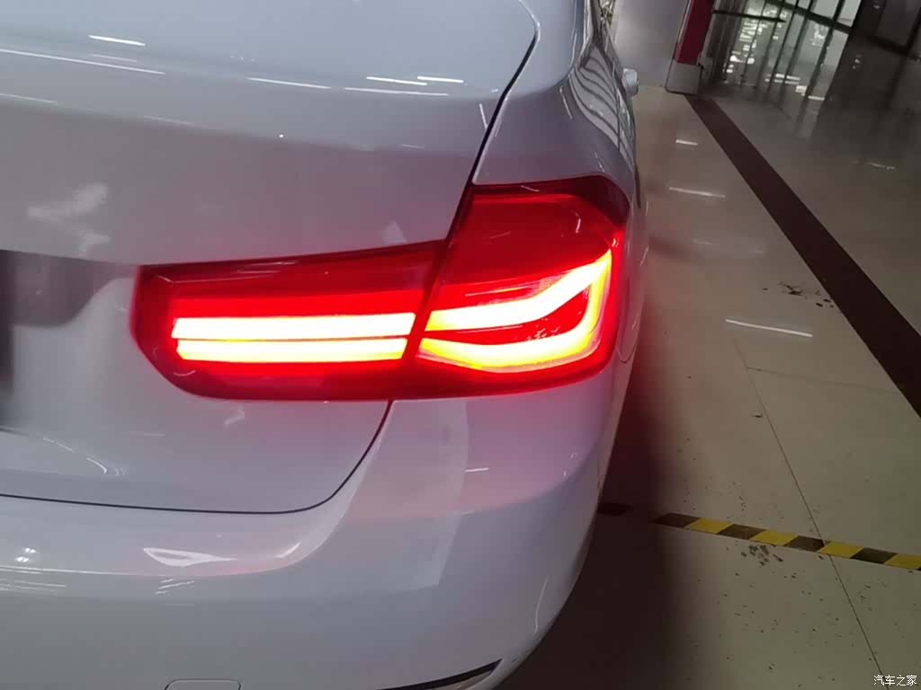 BMW 3 Series, 2016 24