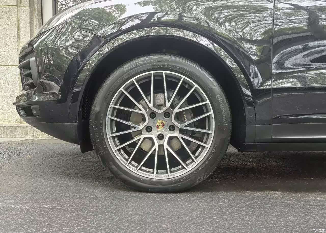 Porsche Cayenne, 2022 3