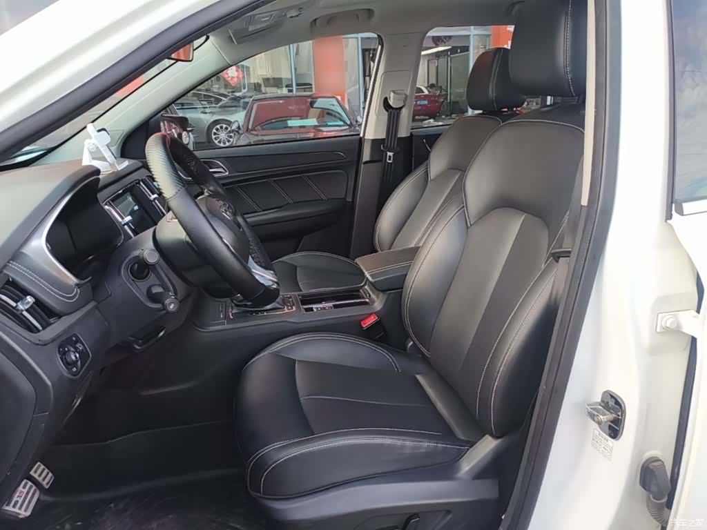 Roewe RX5, 2019 15