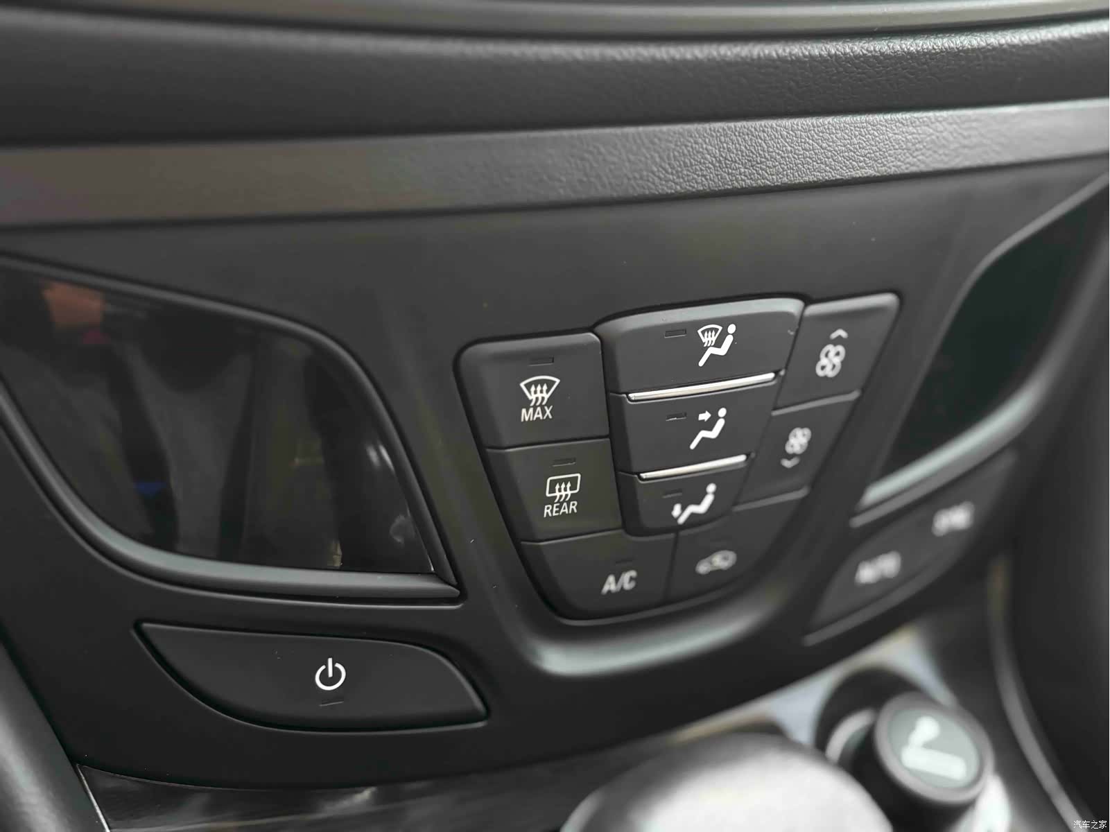 Buick Envision Plus, 2021 8