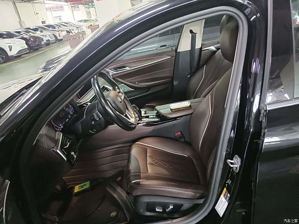 BMW 5 Series, 2020 15