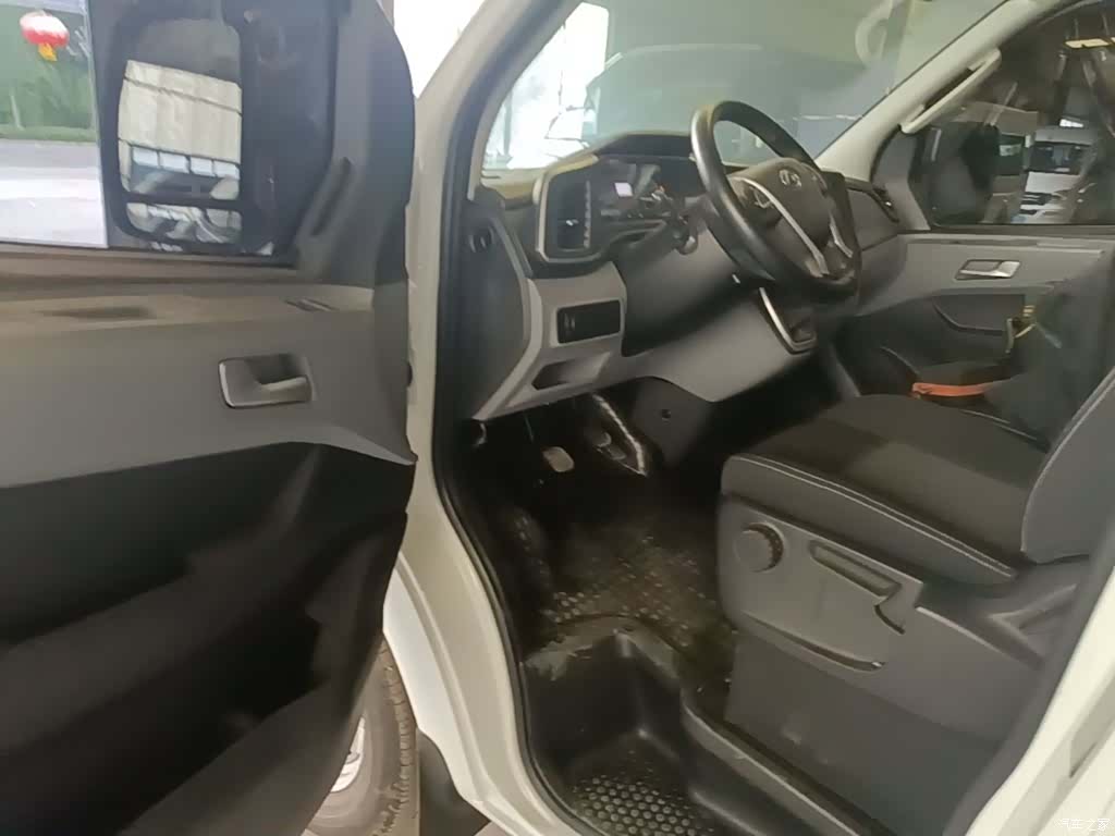 Maxus V80, 2024 16