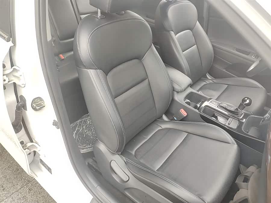 Kia K4 2015, фото 25