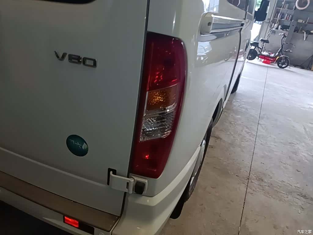 Maxus V80, 2024 8
