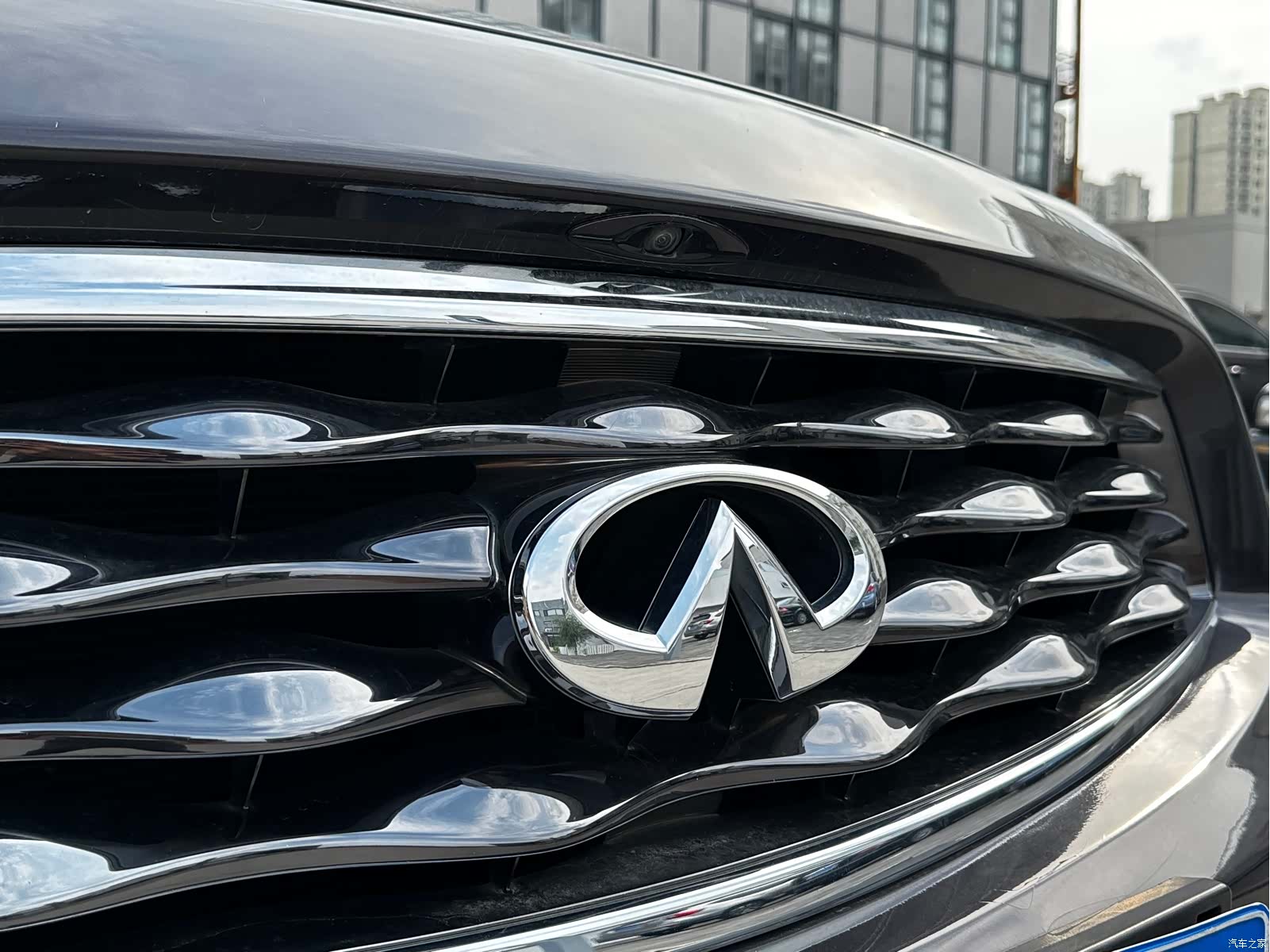Infiniti FX35, 2012 14