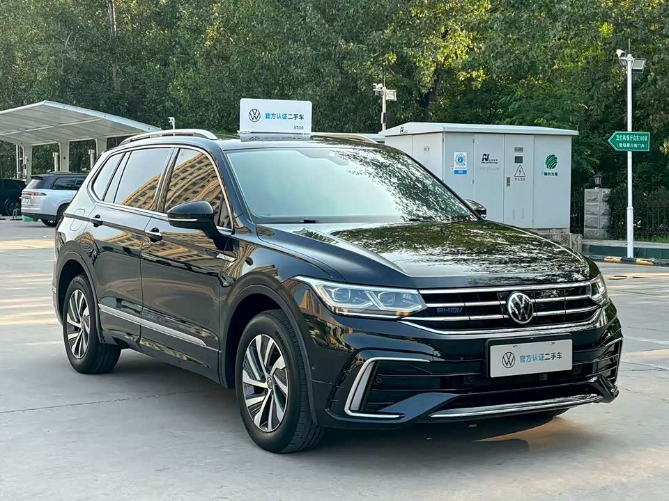 Volkswagen Tiguan L