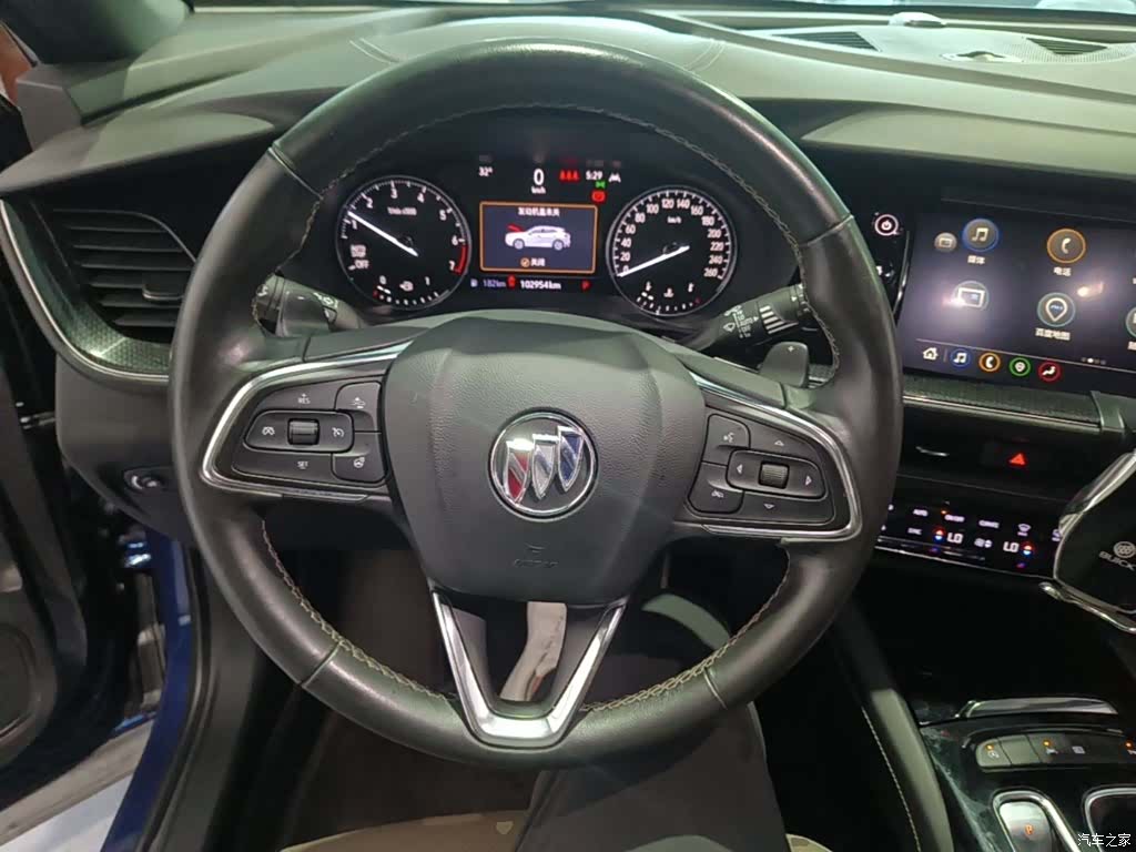 Buick Envision Plus, 2023 11