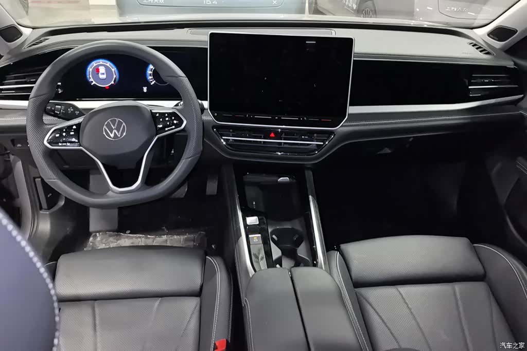Volkswagen Passat, 2024 12